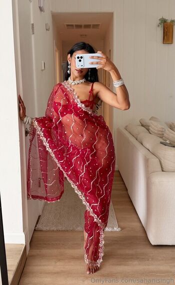 Full leaked Bollywoodtrapqueen page private photo