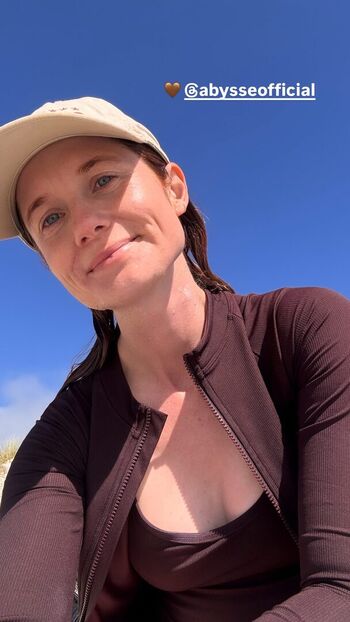 Full leaked Bonnie wright page private photo