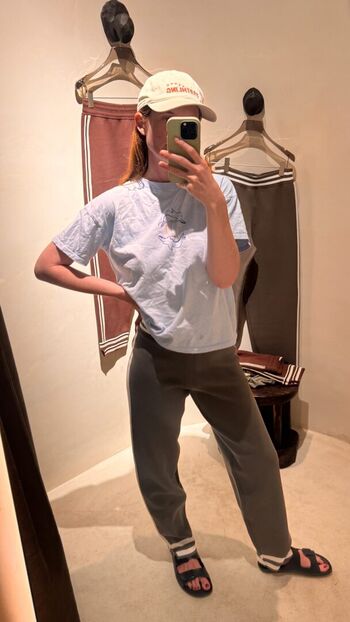 Full leaked Bonnie wright private photo