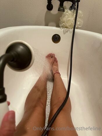 Full leaked Bootsthefeline private photo