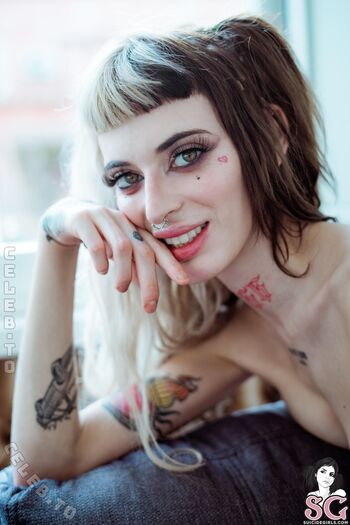 Full leaked Borderlady private photo