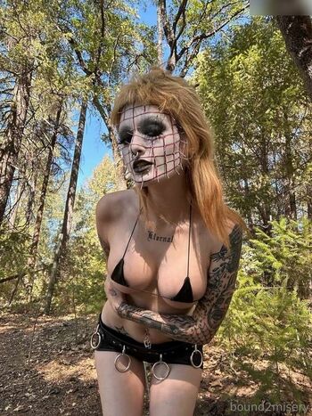 Full leaked Boundmisery private photo