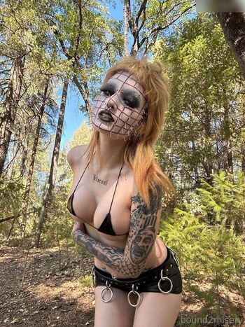 Full leaked Boundmisery private photo