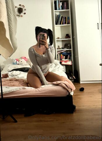 Full leaked Bratzdollbabexo private photo