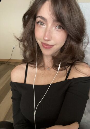 Full leaked Breebunn private photo