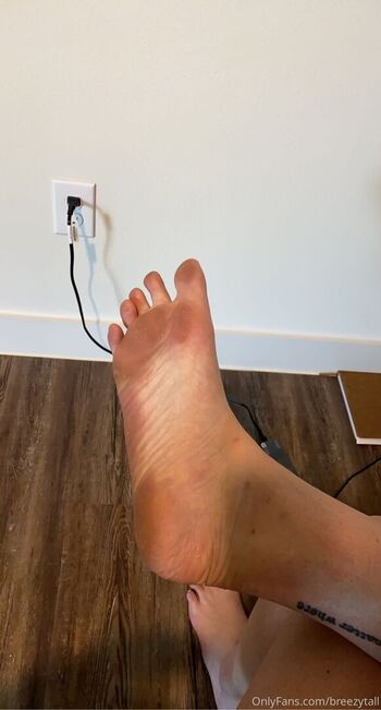 Full leaked Breezytall private photo