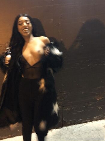 Full leaked Bria backwoods page private photo
