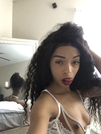Full leaked Bria backwoods page private photo