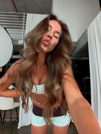 Brit Manuela