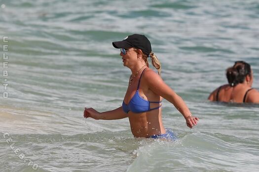 Full leaked Britney spears private photo