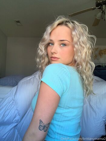 Full leaked Brittanymomma private photo