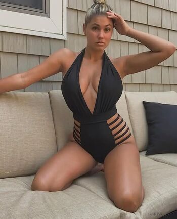 Full leaked Bronte nadin private photo
