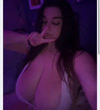 Full leaked Bronte white private photo