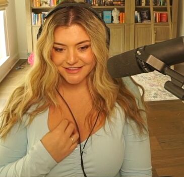 Full leaked Brookeab page private photo