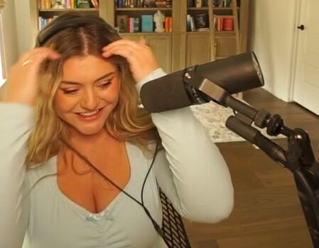 Full leaked Brookeab page private photo