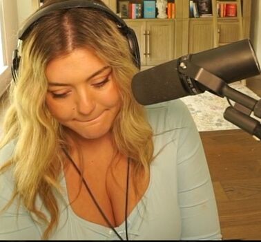 Full leaked Brookeab page private photo