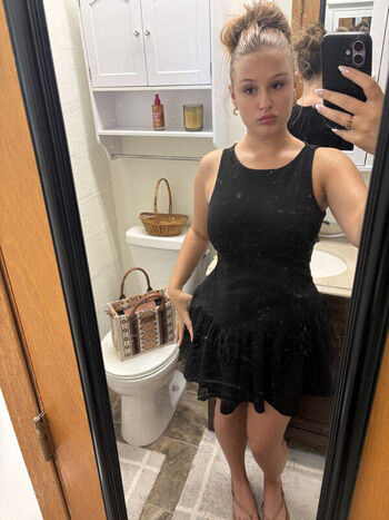 Full leaked Brookhooks page private photo