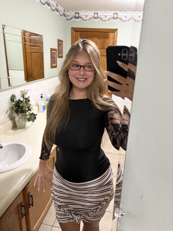 Full leaked Brookhooks private photo