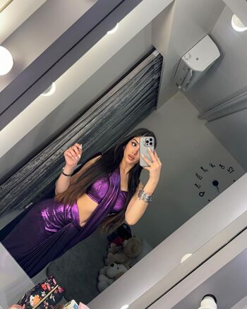 Full leaked Brown baddies private photo