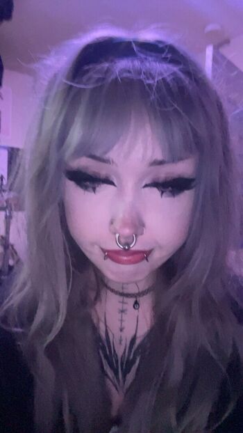 Full leaked Bruisedvioletx private photo