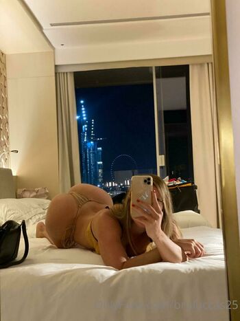 Full leaked Bruna luccas  page private photo