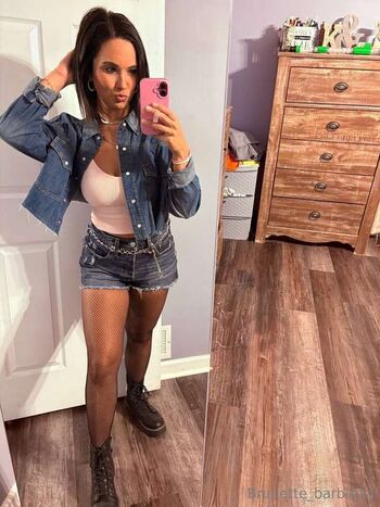 Full leaked Brunettebarbie private photo