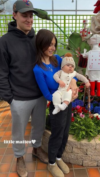 Full leaked Brunettestarbucksaddict private photo