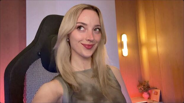 Full leaked Bubbell page private photo