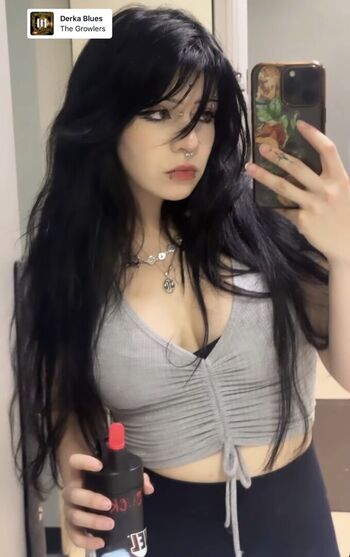 Full leaked Buffgothmom private photo
