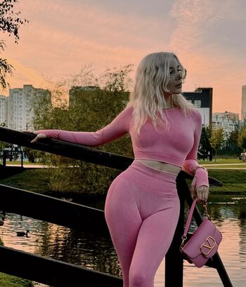 Full leaked Buga gf private photo