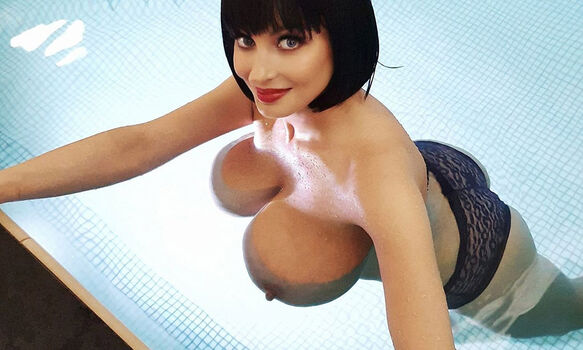 Full leaked Bukawski private photo