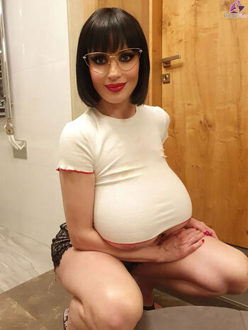 Full leaked Bukawski private photo