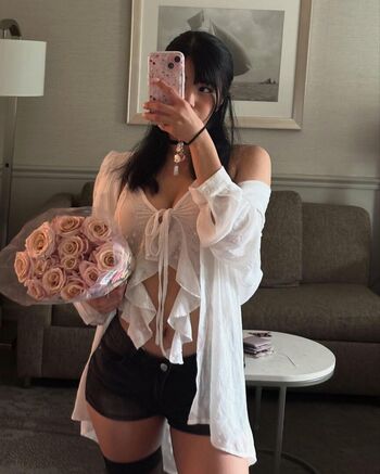 Full leaked Bunnirue private photo