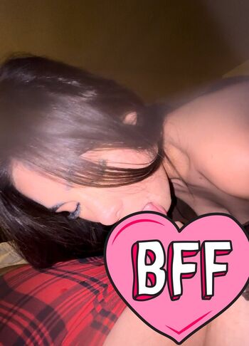 Full leaked Bunnybbri private photo