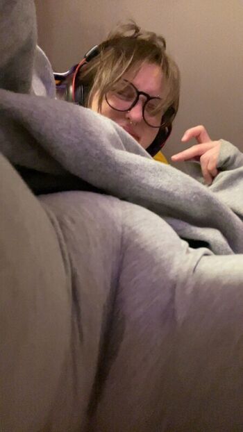Full leaked Bunnyboylo private photo