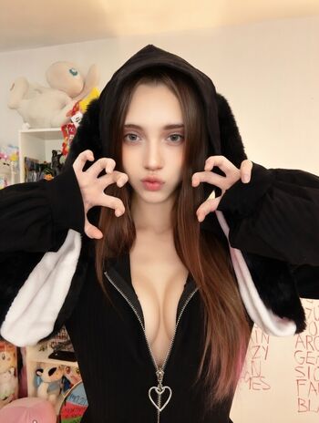 BunnyGirlBree