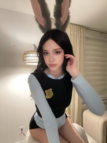 BunnyGirlBree