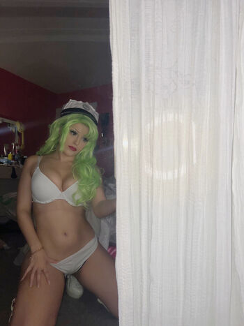 Full leaked Bunzbry page private photo