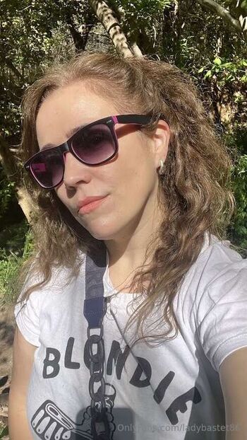 Full leaked Busty goddess private photo