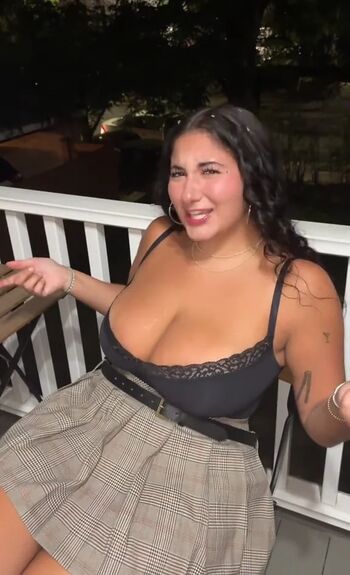 Full leaked Bustybri private photo