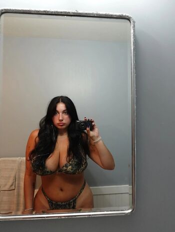 Full leaked Bustybri private photo