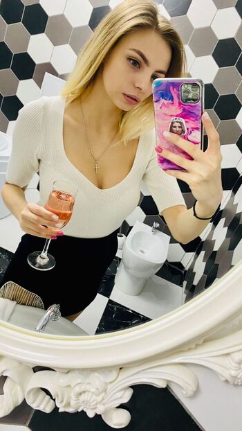 Full leaked Busyaplus private photo