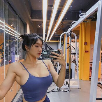 Full leaked C zhao e page private photo