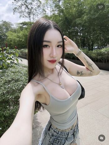 Full leaked Cagedbutterflies private photo