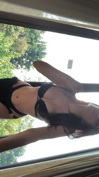 Full leaked Caiityya private photo