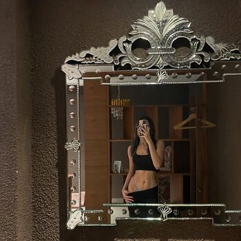 Full leaked Caiityya private photo