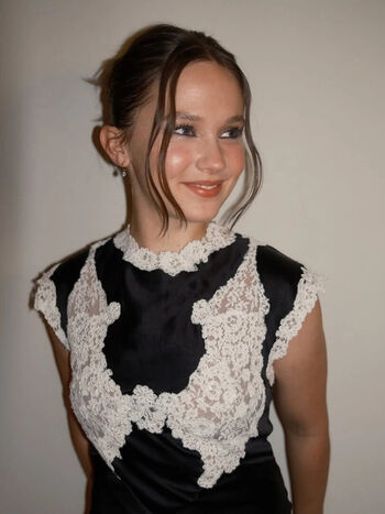 Full leaked Cailee spaeny private photo
