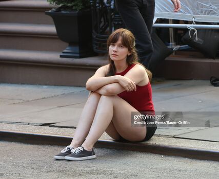 Full leaked Cailee spaeny page private photo