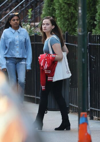 Full leaked Cailee spaeny page private photo
