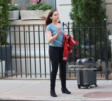 Full leaked Cailee spaeny page private photo